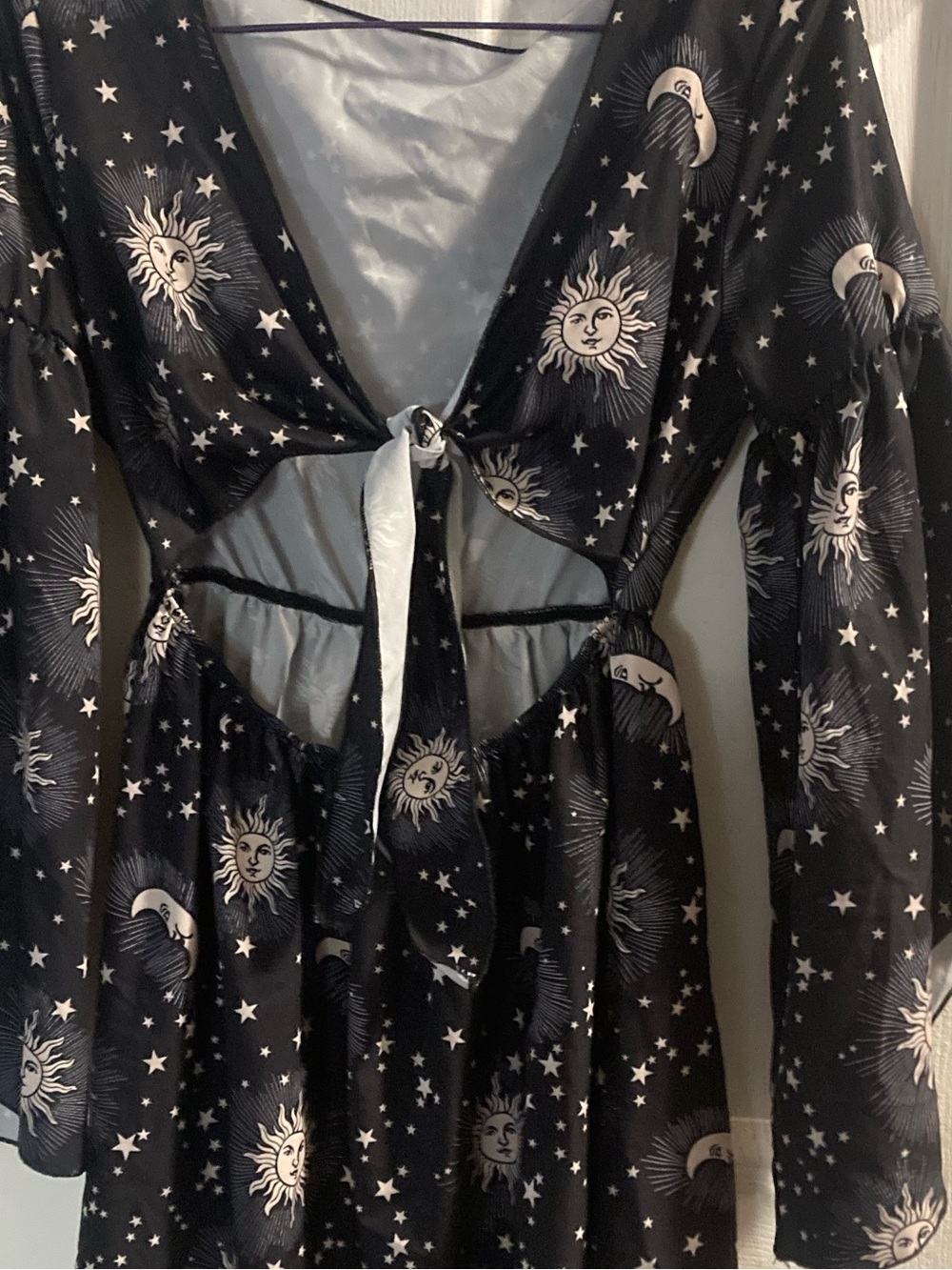 ROMWE Black Sun & Moon Print Long Sleeve Cutout Dress